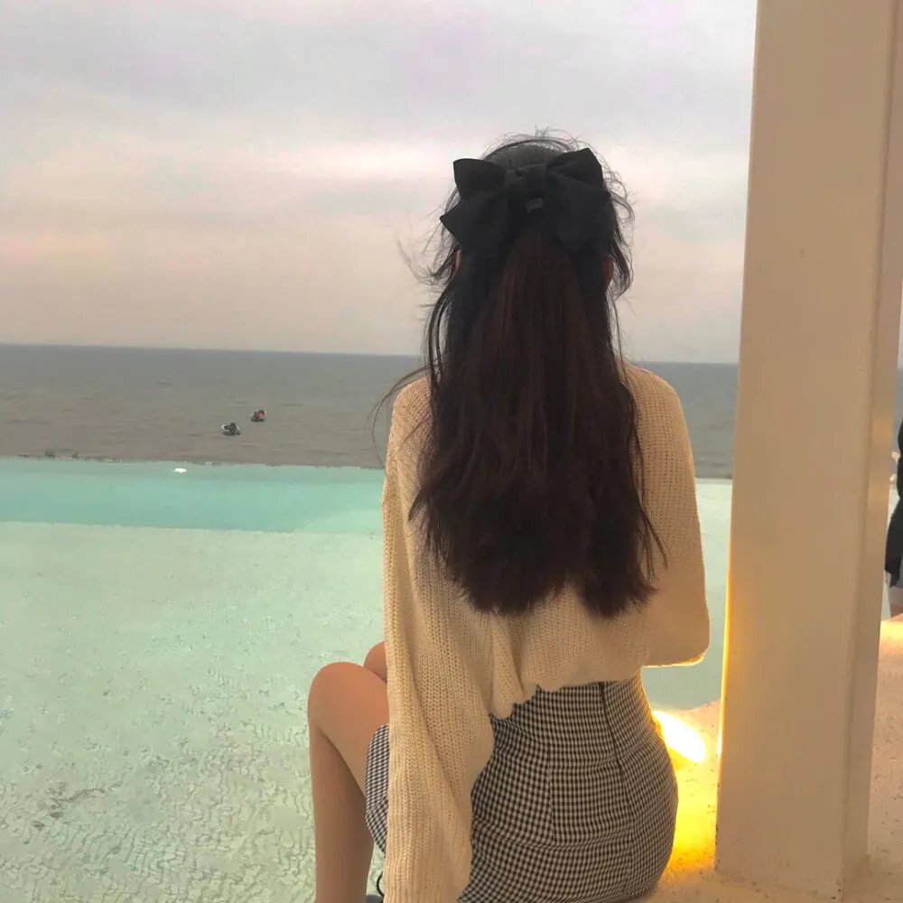 凸槌俏女警